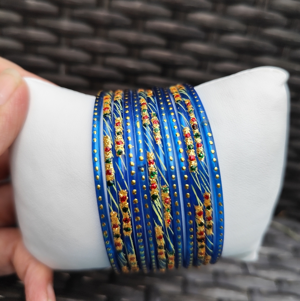 3/$25💙12 pieces Bangle set